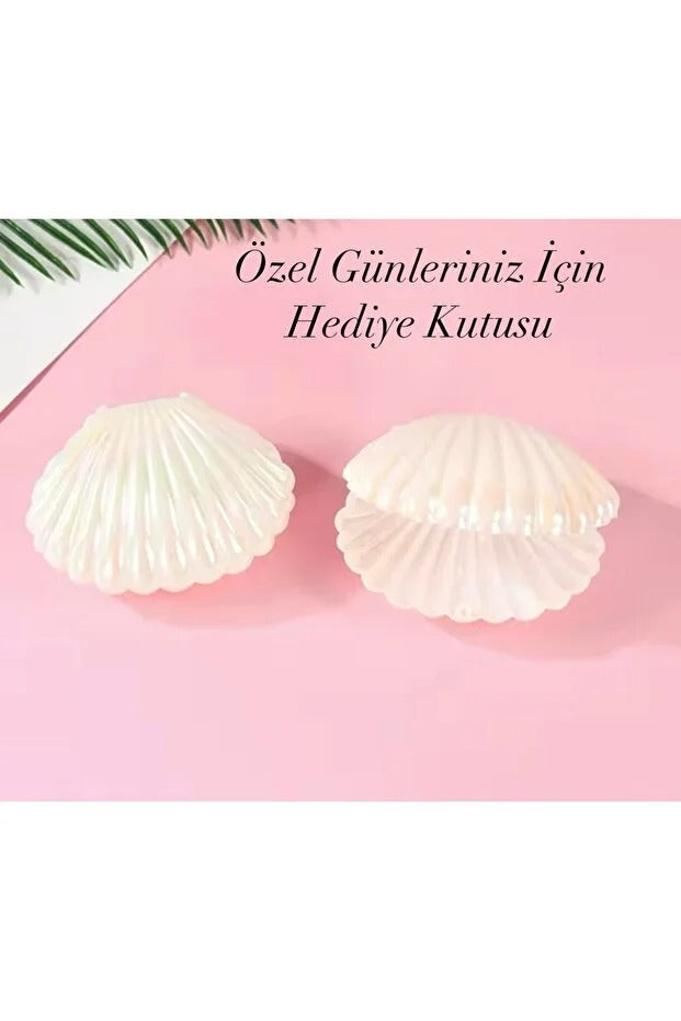 Kalp Detaylı Gümüş Renk 4’lü Kadın Bileklik Seti